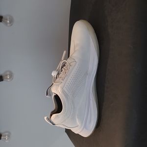 White Cloves Shoes Size 8